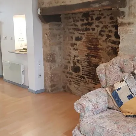 Holiday home Furnished Stone *